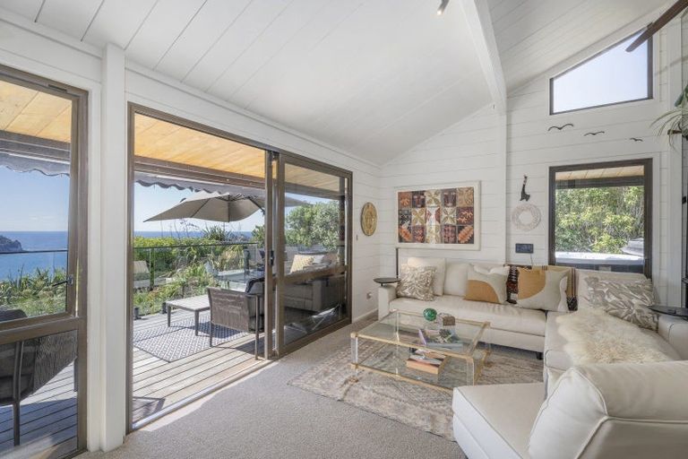 Photo of property in 77 Grange Road, Hahei, Whitianga, 3591