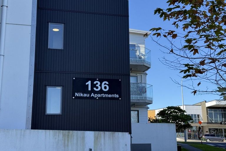 Photo of property in 7/136g Stancombe Road, Flat Bush, Auckland, 2016