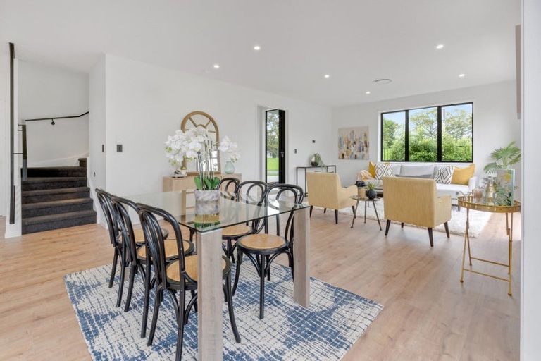 Photo of property in 27 The Boulevard, Sunnyhills, Auckland, 2010