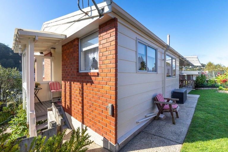 Photo of property in 366 Kaikorai Valley Road, Bradford, Dunedin, 9011
