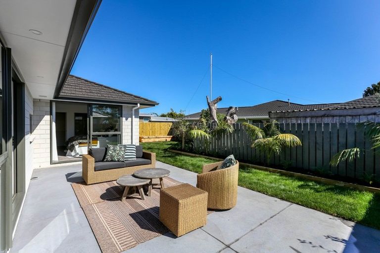 Photo of property in 386a Mangorei Road, Merrilands, New Plymouth, 4312