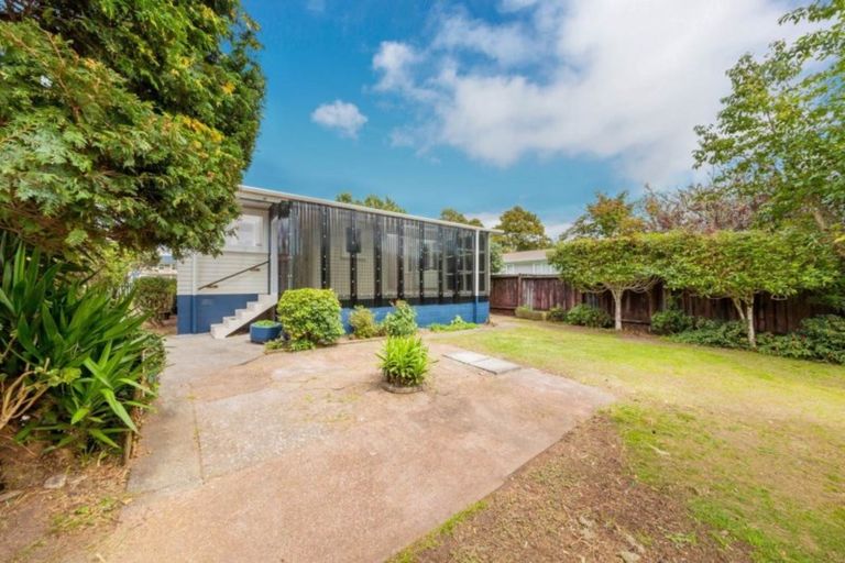 Photo of property in 45a Pinedale Place, Henderson, Auckland, 0610