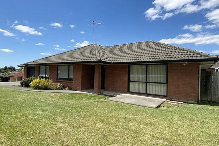 Photo of property in 44 Saralee Drive, Manurewa, Auckland, 2105