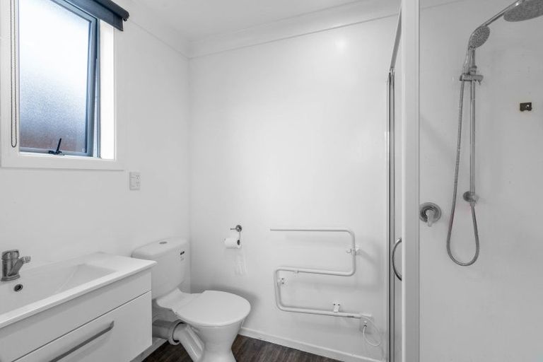 Photo of property in 124 Newcastle Street, Windsor, Invercargill, 9810