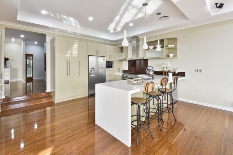 Photo of property in 15 Bejoy Rise, East Tamaki Heights, Auckland, 2016