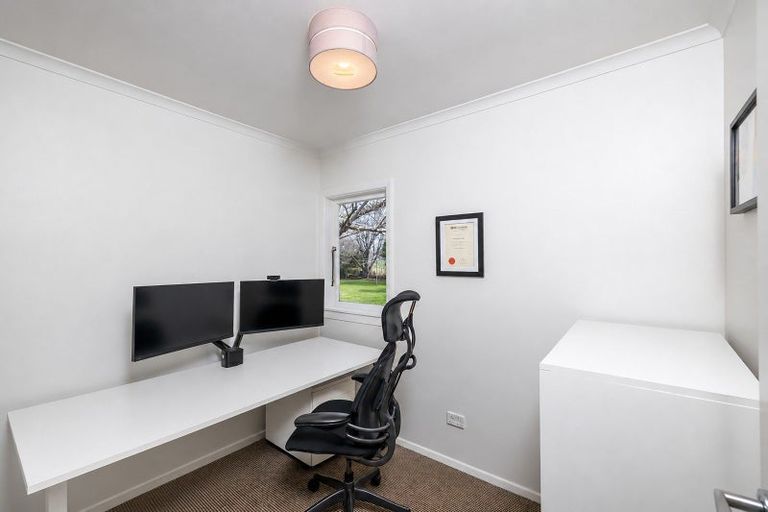 Photo of property in 35 Green Lane Road, Masterton, 5810