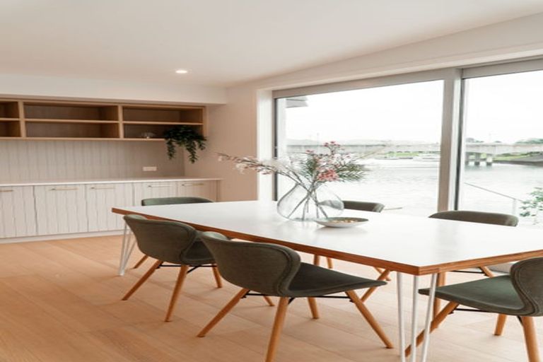 Photo of property in 16 Vanita Drive, Whitianga, 3510