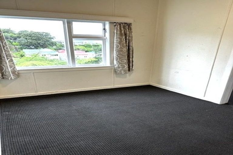 Photo of property in 9b Hadfield Terrace, Kelburn, Wellington, 6012