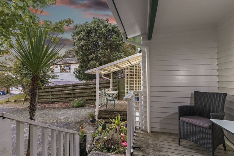 Photo of property in 46b Captain Scott Road, Glen Eden, Auckland, 0602