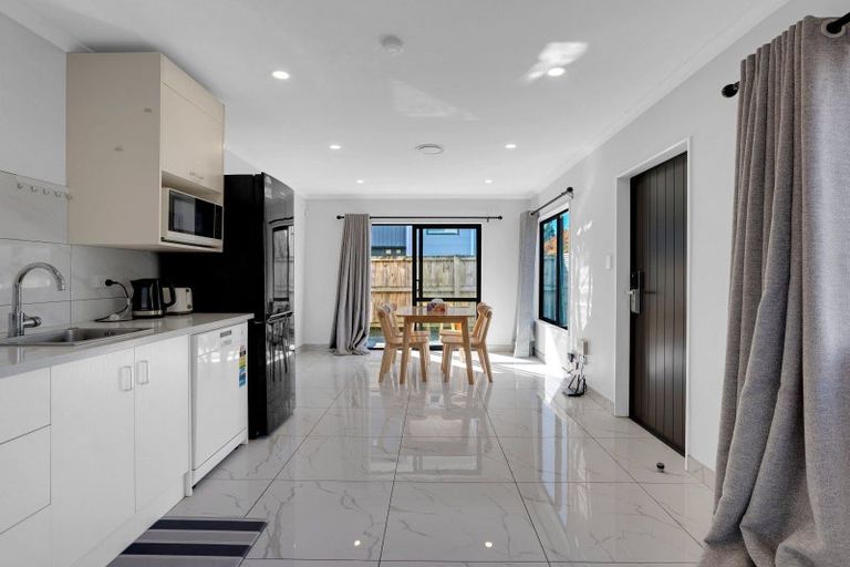 Photo of property in 1/105 Knighton Road, Hillcrest, Hamilton, 3216