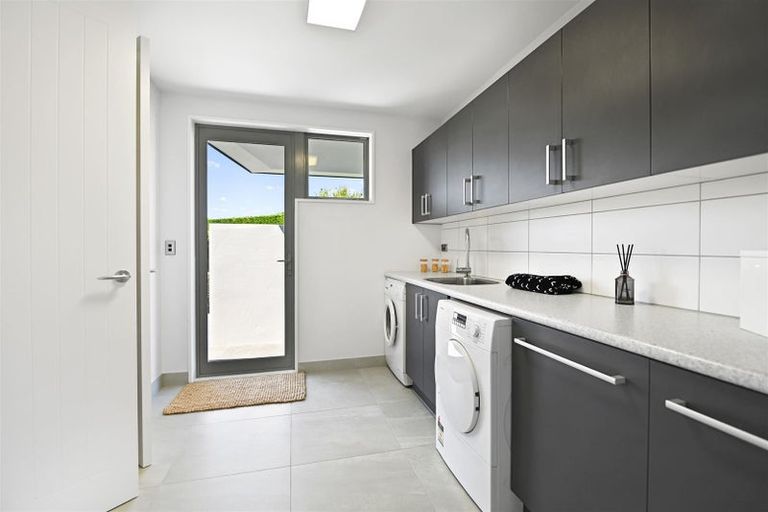 Photo of property in 34 Neeves Road, Kaiapoi, 7691