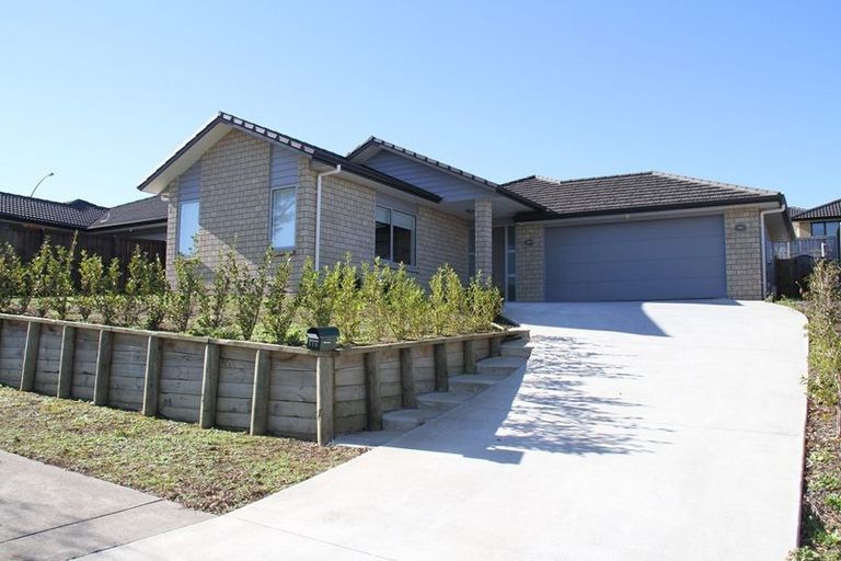 Photo of property in 118 Barrington Drive, Huntington, Hamilton, 3210