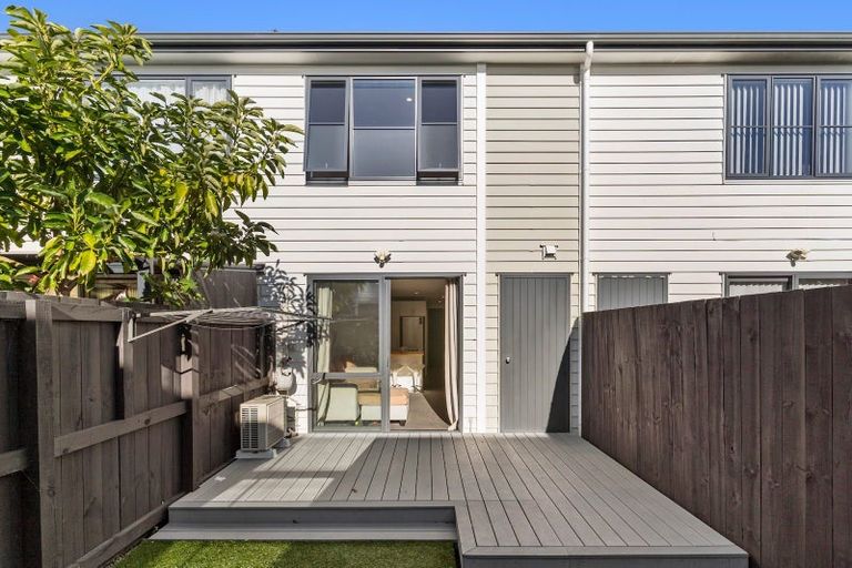 Photo of property in 18 Bellbird Street, Papakura, 2110