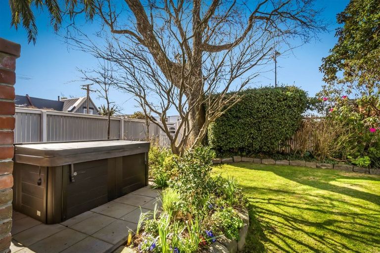 Photo of property in 121 Winchester Street, Merivale, Christchurch, 8014