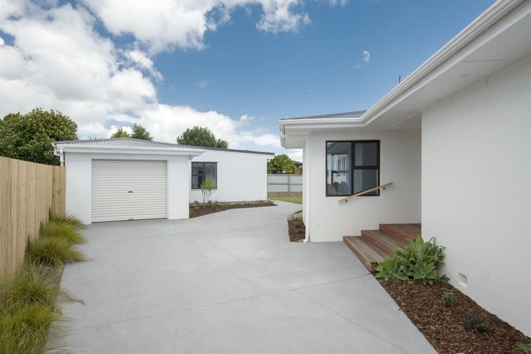 Photo of property in 77 Boucher Avenue, Te Puke, 3119