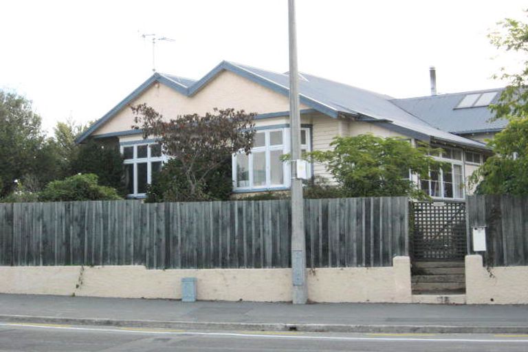 Photo of property in 2 Selwyn Street, Maori Hill, Timaru, 7910