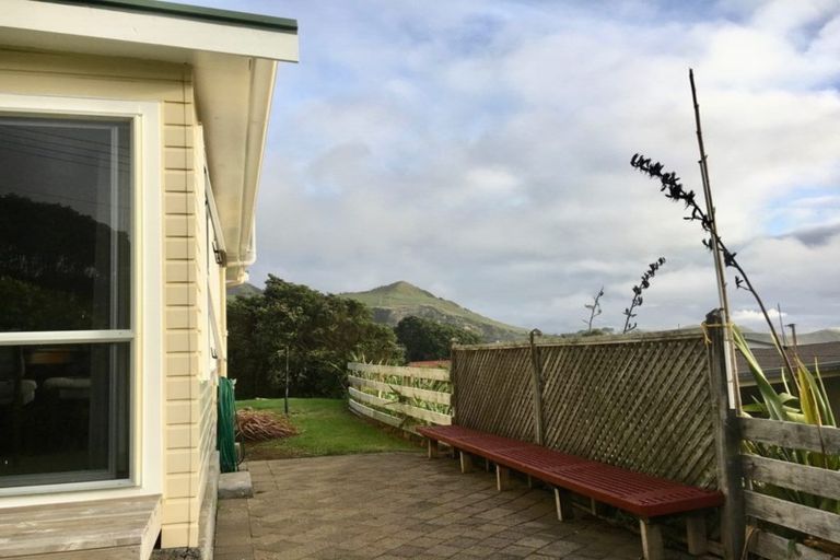 Photo of property in 1 Beach Road, Mokau, 4376