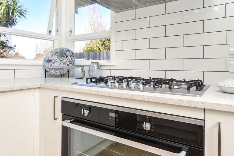 Photo of property in 34 Tudor Crescent, Chedworth, Hamilton, 3210