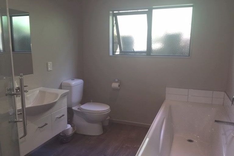 Photo of property in 27 Moonsail Drive, Whitby, Porirua, 5024