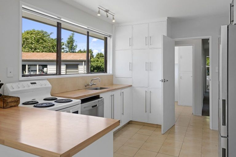 Photo of property in 16 Torlesse Crescent, Darfield, 7510