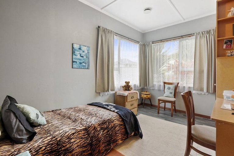 Photo of property in 42 Puketai Street, Andersons Bay, Dunedin, 9013