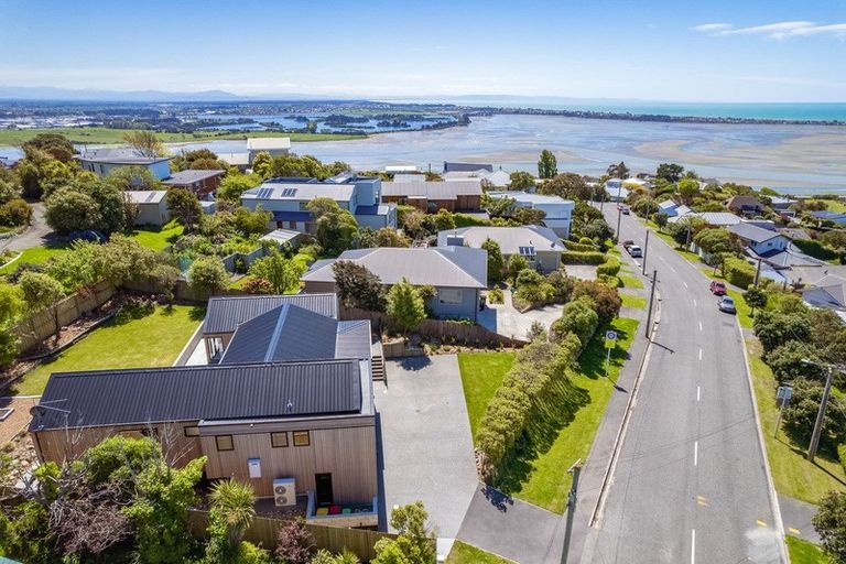 Photo of property in 60 Major Hornbrook Road, Mount Pleasant, Christchurch, 8081