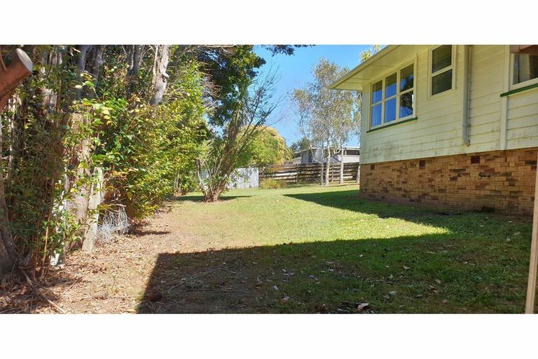 Photo of property in 55a Tirimoana Road, Te Atatu South, Auckland, 0602