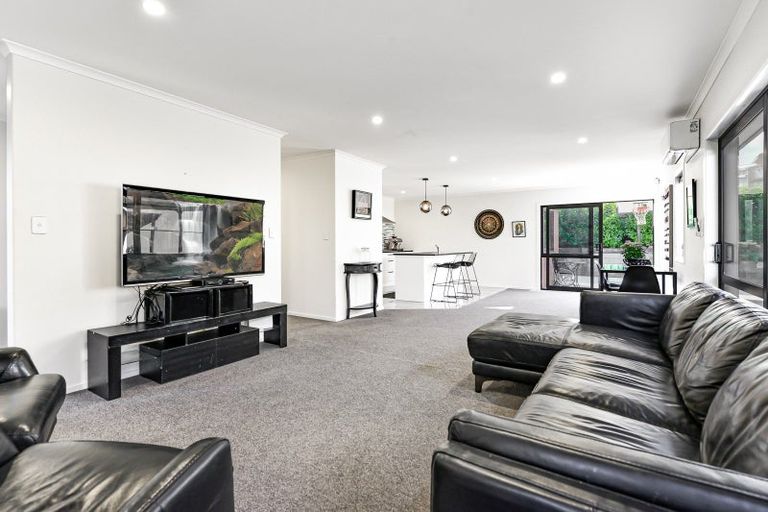 Photo of property in 11 Blackwood Crescent, Glenview, Hamilton, 3206