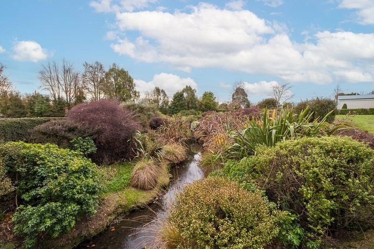 Photo of property in 55 Regent's Park Drive, Casebrook, Christchurch, 8051