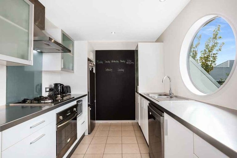 Photo of property in 4b/10 Park Avenue, Epuni, Lower Hutt, 5011