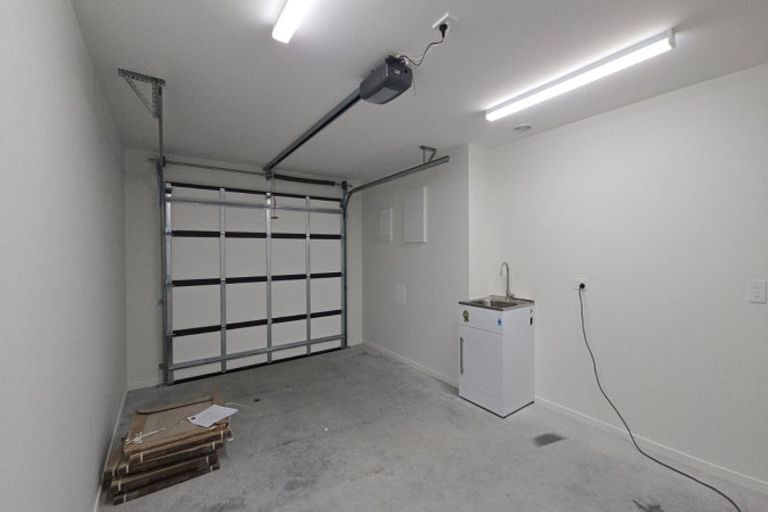 Photo of property in 14 Shoveler Road, Jacks Point, 9371