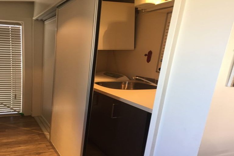 Photo of property in 1/16 Lees Road, Strowan, Christchurch, 8052