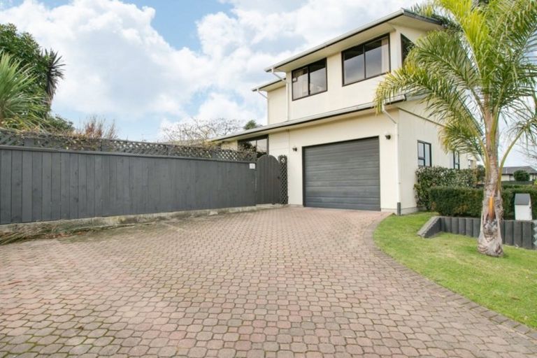 Photo of property in 3 Spriggs Crescent, Greenmeadows, Napier, 4112