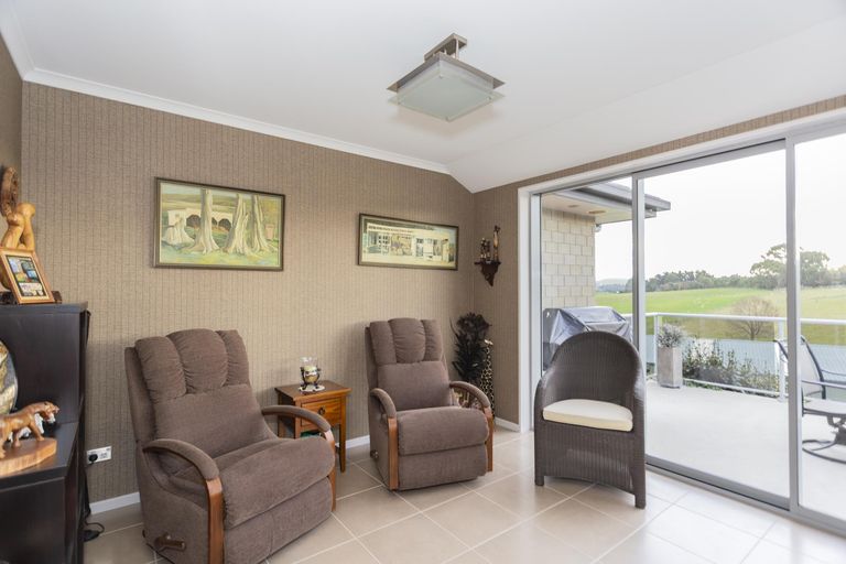 Photo of property in 154 Awamoa Road, Holmes Hill, Oamaru, 9492