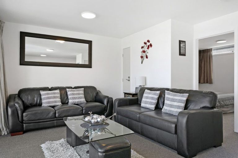 Photo of property in 5/300 Lake Terrace, Two Mile Bay, Taupo, 3330