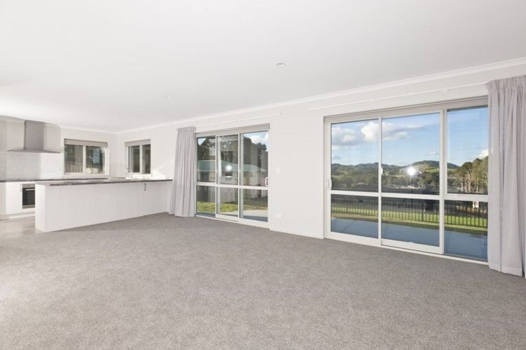 Photo of property in 6 Hanlon Heights, Te Kamo, Kamo, 0112