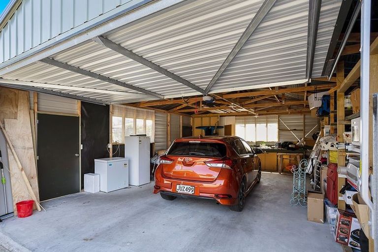 Photo of property in 4 Pine Crescent, Hargest, Invercargill, 9810