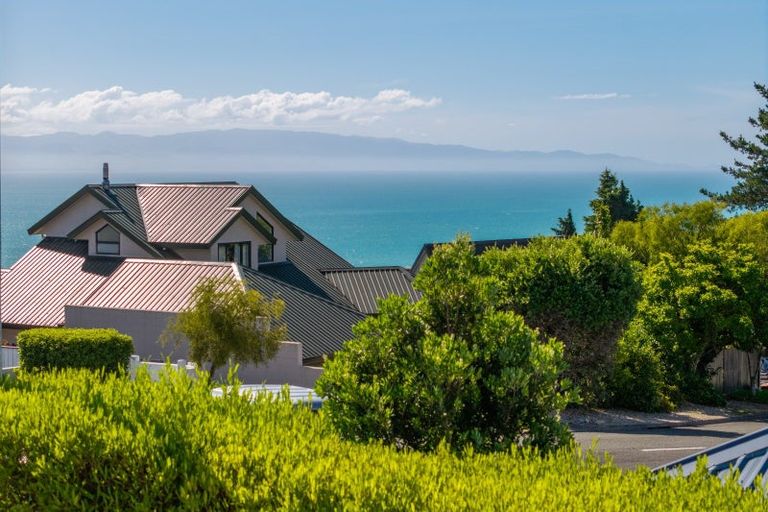 Photo of property in 325 Princes Drive, Britannia Heights, Nelson, 7010