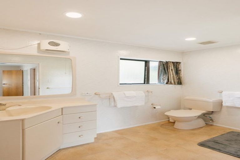 Photo of property in 28 Kentucky Way, Awapuni, Palmerston North, 4412