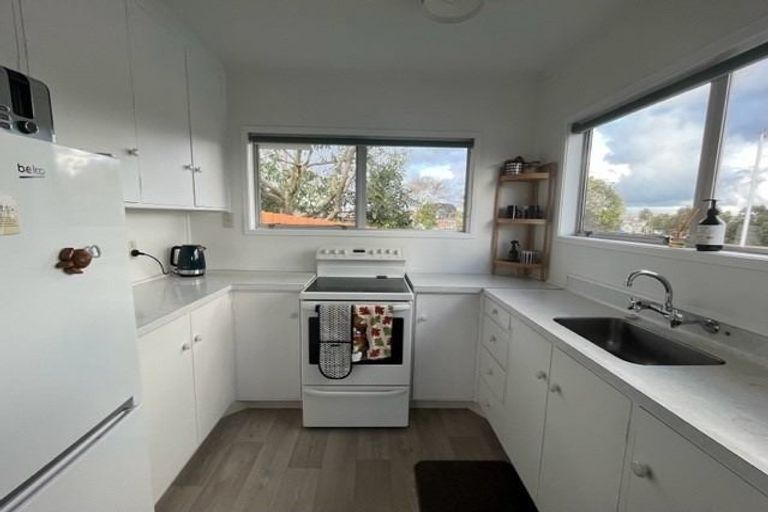 Photo of property in 15 Glenfield Place, Brookfield, Tauranga, 3110