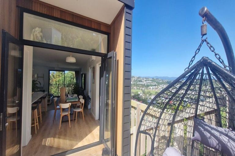 Photo of property in 4 Silvereye Way, Johnsonville, Wellington, 6037