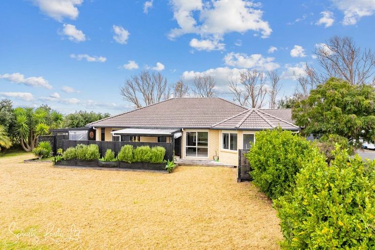 Photo of property in 16 Wallace Road, Ruawai, 0591