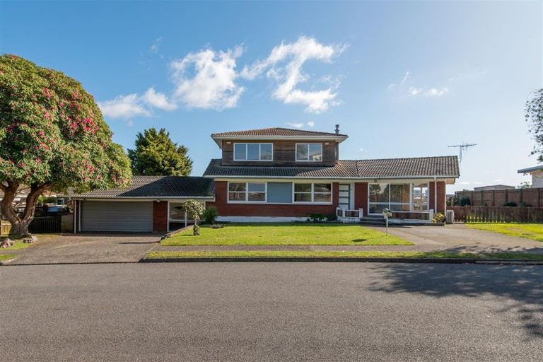 Photo of property in 3 Walnut Place, Owhata, Rotorua, 3010