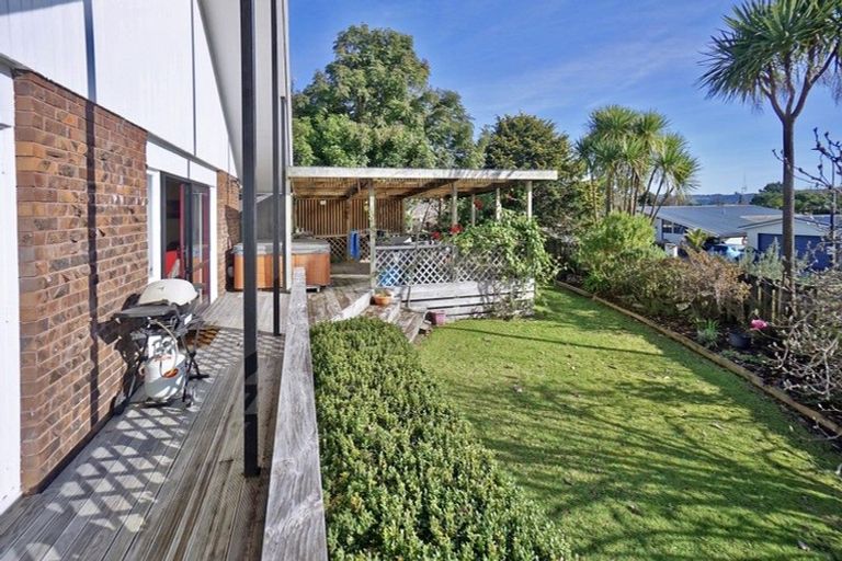 Photo of property in 61 Moehau Street, Te Puke, 3119