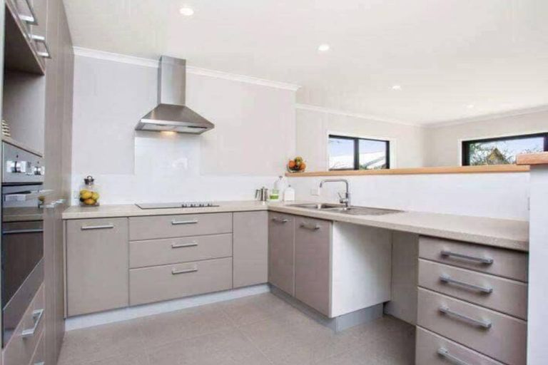 Photo of property in 16 Alverston Street, Waterview, Auckland, 1026