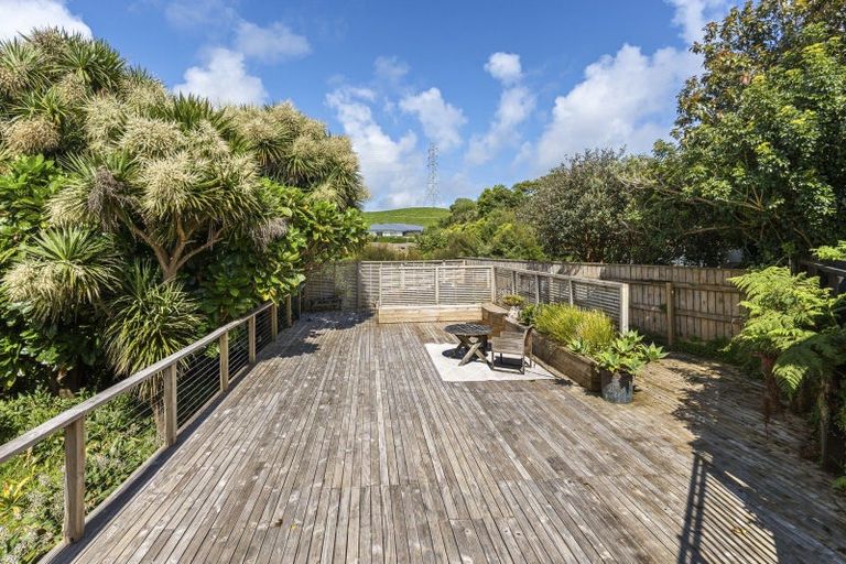 Photo of property in 12a Ash Place, Whalers Gate, New Plymouth, 4310