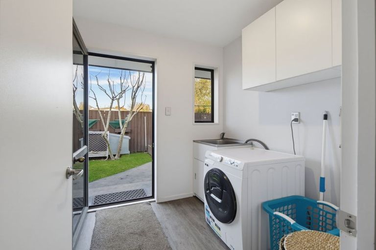 Photo of property in 1 Appleton Place, Woodend, 7610