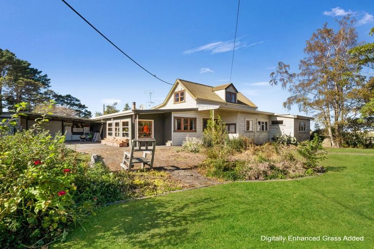 Photo of property in 2828 State Highway 1, Sanson, Palmerston North, 4479