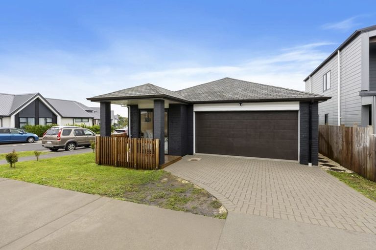 Photo of property in 5 Weri Road, Karaka, Papakura, 2113