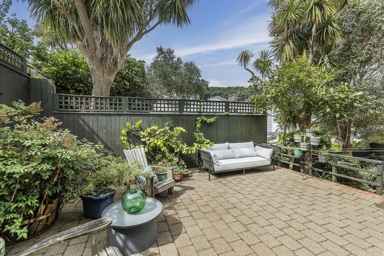 Photo of property in 91 Brougham Street, Mount Victoria, Wellington, 6011
